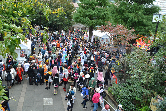 小池百合子東京都知事もコスプレ！「池袋ハロウィンコスプレフェス 2016」が開催！