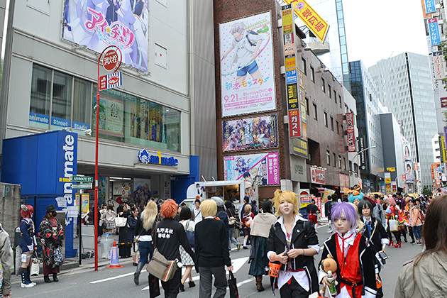 小池百合子東京都知事もコスプレ！「池袋ハロウィンコスプレフェス 2016」が開催！