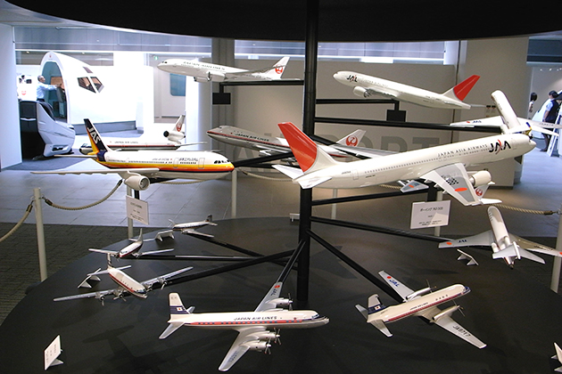 子供たちが大好きな飛行機がよくわかる！「JAL工場見学 SKY MUSEUM」に行ってきた！