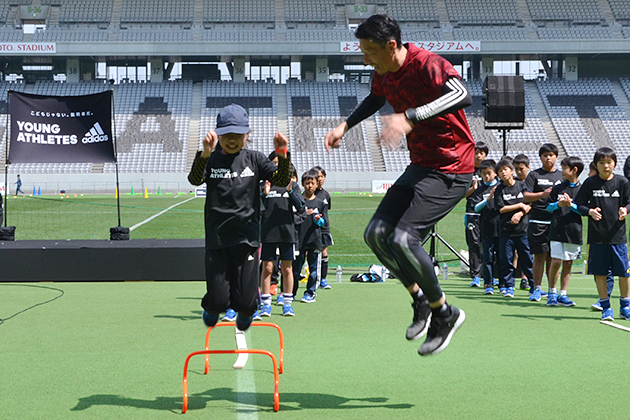 中村俊輔選手らアディダス契約選手が、子供たちに “挑戦し続けること” の重要性を語る！アディダス「YOUNG ATHLETES CHALLENGE 〜集まれ、挑戦者たち。〜」開催！