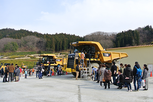 参加者募集！ “Cat” ブランド 日本キャタピラーの夏休み子ども向けイベント！「夏休み・ちびっこ建機フェア2017」