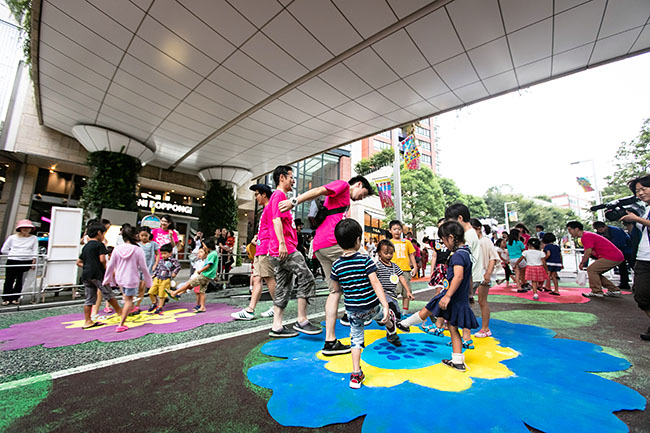 子供と一緒に盆踊りを楽しもう！六本木の夏の風物詩「六本木ヒルズ盆踊り 2017」が2017年8月25日（金）〜27日（日）に開催！子供向けワークショップも開催！