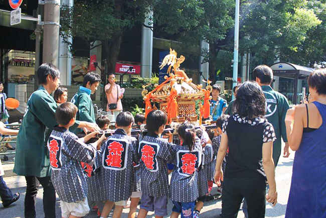 子供たち大喜びの縁日、ワークショップ、盆踊りを開催！アークヒルズ 秋祭り2017