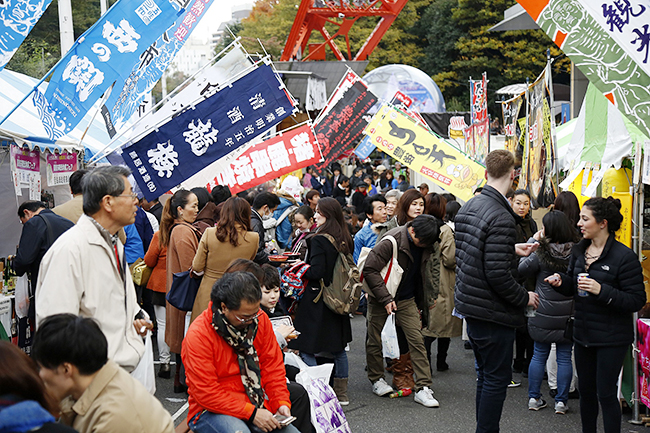 お寿司の無料配布など子供も大喜び！ 東京タワーの秋の恒例グルメイベント「おんせん県おおいた「地獄蒸し祭り」in 東京タワー」