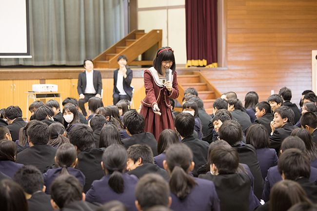 参加者募集中！たかまつななさん、プロの芸人さんと一緒にアクティブラーニング！お笑い芸人100人 × 高校生 × 政治家”で政治トークライブ「笑える！政治教育ショー in 国会議事」を開催！