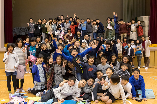 参加者募集中！たかまつななさん、プロの芸人さんと一緒にアクティブラーニング！お笑い芸人100人 × 高校生 × 政治家”で政治トークライブ「笑える！政治教育ショー in 国会議事」を開催！