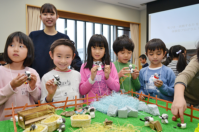 キッズイベントレポート！ゲームや実験を通して科学や数理への興味を抱くきっかけづくりを行なうイベント「6回目 ダヴィンチ☆マスターズ」が2018年3月21日（水・祝）、学習院女子大学で開催！約600名の子供たちが参加し、クイズやワークショップ、解剖などを行ない大盛況！