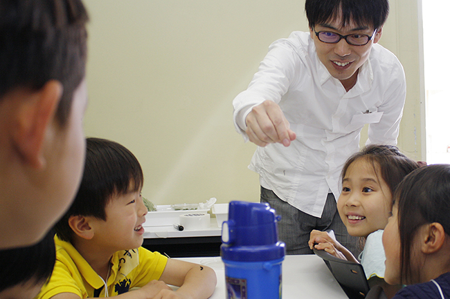 楽しみながら子供の数理感性・非認知能力を磨く無料のイベント「第7回 ダヴィンチ☆マスターズ」が2018年4月22日(日)神戸大学で開催!「ダヴィンチマスターズ」はゲームや実験などの体験型学習「アクティブラーニング」をとおして、子供の「好き!」が見つかるイベントです。