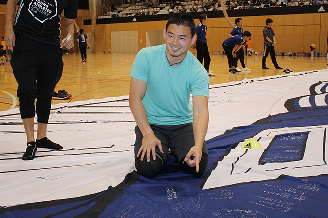 子供たちがさまざまなスポーツに挑戦するアディダスの参加型スポーツイベント「YOUNG ATHLETES CHALLENGE 2018」が開催！伊達公子さん、五郎丸歩さん、中田浩二さん、渡邉拓馬さんが子供たちをコーチ、漫画『キャプテン翼』の作者・高橋陽一先生も登場！