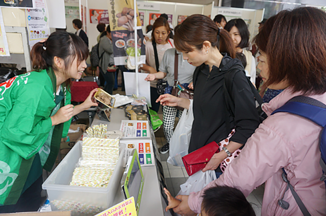 コープみらいの家族で楽しめる食育イベント『コープみらいフェスタ in 東京ドームシティ プリズムホール』が、2018年7月21日（土）に開催！コープ商品、産直品の試食・販売、子供と一緒に親子で楽しく学べる食の体験企画を実施！