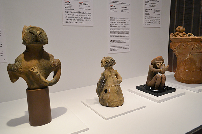 日本の “美の原点” 、縄文時代の土器、土偶などの美を体感できる特別展「縄文 ー 1万年の美の鼓動」が、2018年7月3日（火）から東京国立博物館で開催！ さっそく行ってきました。縄文の国宝6件が集結し、子供たちが本物の縄文土器、土偶を見られる貴重な機会。縄文時代に生きた人々に想いを馳せる、そんな体験が親子でできる展覧会です。特別展「縄文 ー 1万年の美の鼓動」は、2018年9月2日（日）まで東京国立博物館で開催！