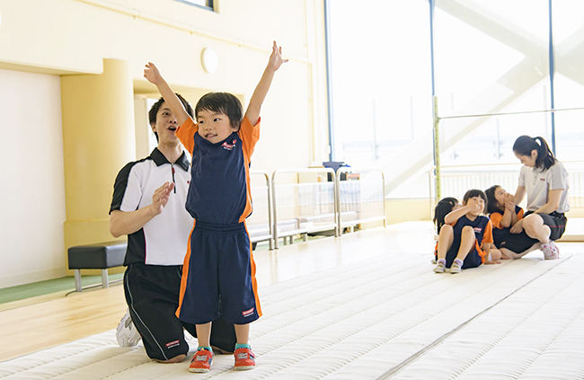 株式会社コナミスポーツクラブは2018年9月15日（土）・16日（日）、サンシャインシティで親子でゴルフ体験や子供向け体操体験など、さまざまなスポーツを体験できるイベントを開催！