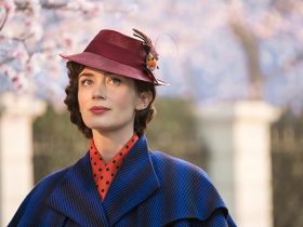 Emily Blunt is Mary Poppins in Disney’s MARY POPPINS RETURNS, a sequel to the 1964 MARY POPPINS, which takes audiences on an entirely new adventure with the practically perfect nanny and the Banks family.