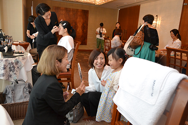 妊娠期間の「十月十日（とつきとおか）」から「赤ちゃんの日」となっている2018年10月10日（水）、世界最大級のオンラインストリーミングサービスNetflix（ネットフリックス）のアニメシリーズ『ボス・ベイビー: ビジネスは赤ちゃんにおまかせ！』ママ＆ベイビー限定試写会がザ・ペニンシュラ東京で開催！たくさんの親子が参加し試写はもちろんメイクにマッサージ、SHELLEYさん、りゅうちぇるさんの子育てトークを楽しみました！