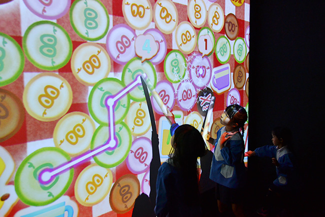 2018年11月2日（金）、プロジェクションマッピングなどのデジタル技術を活用した、子供たちが楽しめる知育アトラクション満載の体験型知育デジタルテーマパーク「Little Planet × XFLAG ダイバーシティ東京プラザ」がオープン！「Little Planet × XFLAG ダイバーシティ東京プラザ」に行ってきました！
