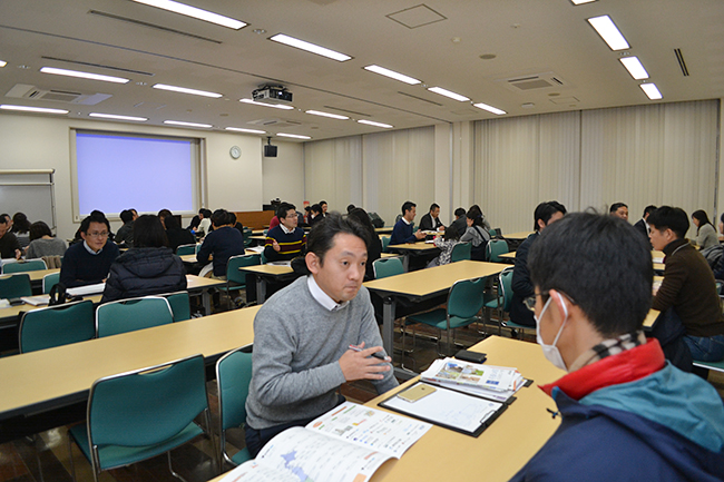 子供たち、保護者にも大好評！科学や数理イベントを行なう人気のイベント「ダヴィンチマスターズ」の第12回を2019年2月3日（日）、大阪大学 吹田キャンパス コンベンションセンターで開催！タコの解剖や絵本、顕微鏡づくりを実施！たくさんの子供たちが参加しました！