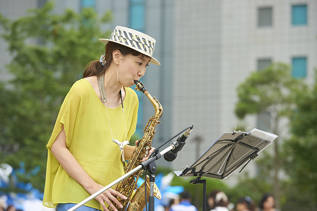 品川シーズンテラスでは、2019年7月27日（土）～28日（日）の2日間にわたり、都心に広がる緑地で子供たちが大好きなアスレチックやウォーターコンテンツが楽しめる親子向け無料イベント「品川アドベンチャーテラス2019」を開催！