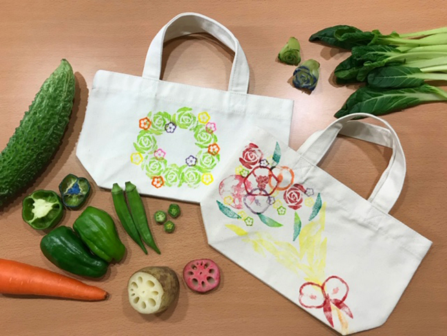 切れ端野菜でつくったスタンプトートバッグ（知って食べればもっと好きになる！JAやさい体験！イベントにて）