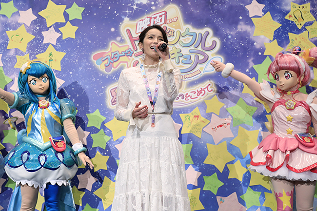 2019年10月19日（土）に実施された『映画スター☆トゥインクルプリキュア 星のうたに想いをこめて』の初日舞台挨拶に、『キッズイベント』のママレポーターが参加、親子で体験してきました！