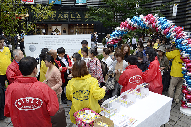 銀座に16道県の新鮮な国産農作物と、人気ゆるキャラが大集合するイベント『美味しい国産農産物チャリティー頒布会』が、2019年10月26日（土）数寄屋橋公園にて開催！16道県の美味しい野菜や果物をチャリティーで配布！ゆるキャラも登場！