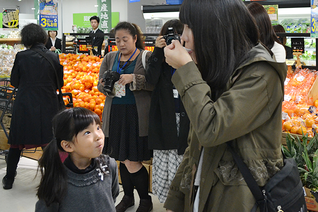 西友初の子どもの野菜嫌い克服プロジェクト「80％のこどもが認めた野菜料理 KIDS LOVE VEGETABLES」が2019年11月5日（月）始動！西友全店舗でレシピを無料配布するほか、一部店舗では試食も。レシピは料理研究家の黄川田としえさん。