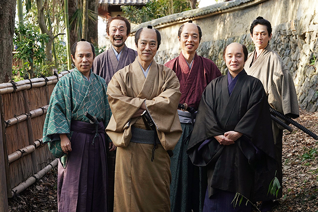 2019年11月22日（金）全国公開の映画『決算！忠臣蔵』の映画紹介、映画レビュー！討ち入りするにはお金がかかる！笑って泣けて、こんな「忠臣蔵」見たことない！ 涙と笑いの予算達成エンタテインメント！堤真一、岡村隆史、石原さとみなど豪華キャストが出演！