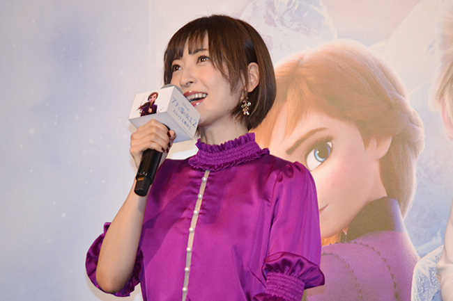 ディズニー最新作『アナと雪の女王２』が大ヒット中！2019年のみならず興行収入歴代No.1の可能性も！再び巻き起こる“アナ雪現象”を祝福すべく、エルサ役の松たか子さん、アナ役の神田沙也加さんが登壇する『アナと雪の女王２』大ヒット記念イベントが12月2日（月）開催！続投が決まった瞬間、アフレコ、楽曲について、さらに仰天のエピソードまで、貴重なお話をたくさんしてくれました！