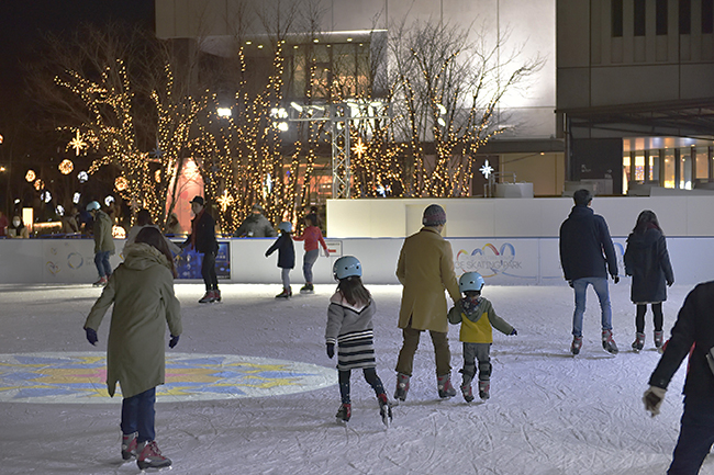 東京スカイツリータウン®では本物の氷を使用したアイススケートリンク「TOKYO SKYTREE TOWN® ICE SKATING PARK（トーキョー スカイツリー タウン アイス スケート パーク）」を2021年12月1日（水）〜2022年3月6日（日）にオープン！