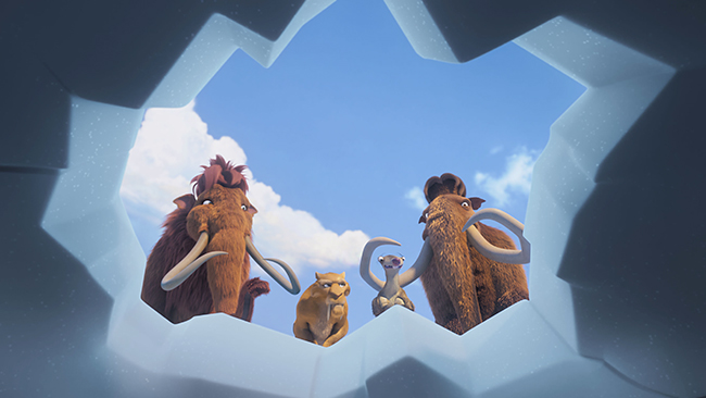 2万年前の氷河期の地球を舞台に、マンモスのマニーやナマケモノのシドたちの大冒険を描く世界中で大人気のアドベンチャーシリーズ『アイス・エイジ』。この最新作『アイス・エイジ バックの大冒険』が、2022年3月25日（金）ディズニープラスで独占配信！