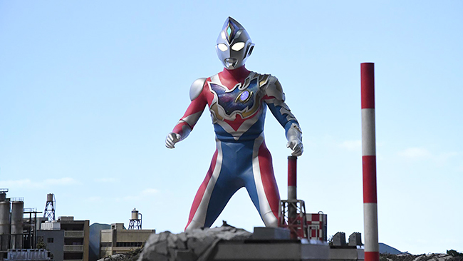 ウルトラマンシリーズ最新作『ウルトラマンデッカー』が2022年7月9日（土）朝9時放送開始！ウルトラマンデッカーに変身するアスミ カナタ役の松本大輝さん、ヒロイン・キリノ イチカ役の村山優香さん、武居正能監督にウルトラマンデッカーの見どころをインタビュー！