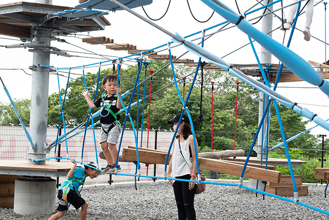 日本一の歩行者専用吊橋「三島スカイウォーク」からクルマで約3分、静岡県・三島の山中城址公園の隣接地に2022年8月8日（月）、巨大なアスレチックタワー『ドラゴンキャッスル』がオープン！ ドラゴンキャッスル体験レポート！三島スカイウォーク体験レポート！