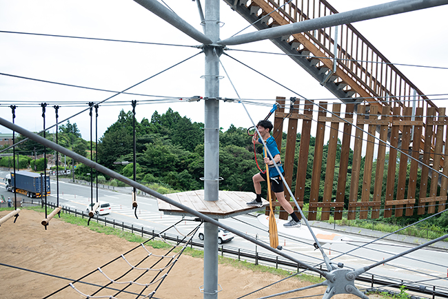 日本一の歩行者専用吊橋「三島スカイウォーク」からクルマで約3分、静岡県・三島の山中城址公園の隣接地に2022年8月8日（月）、巨大なアスレチックタワー『ドラゴンキャッスル』がオープン！ ドラゴンキャッスル体験レポート！三島スカイウォーク体験レポート！