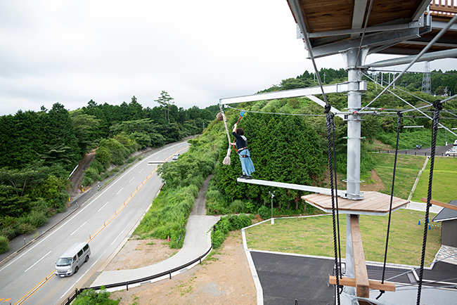 日本一の歩行者専用吊橋「三島スカイウォーク」からクルマで約3分、静岡県・三島の山中城址公園の隣接地に2022年8月8日（月）、巨大なアスレチックタワー『ドラゴンキャッスル』がオープン！ ドラゴンキャッスル体験レポート！三島スカイウォーク体験レポート！