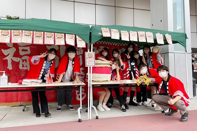 慶應義塾大学の学園祭「三田祭」が2022年11月20日（金）～23日（水・祝）、3年ぶりに三田キャンパスで対面開催！三田祭名物の福引はもちろん、SDGsを学べるエコキャンドル教室も実施！