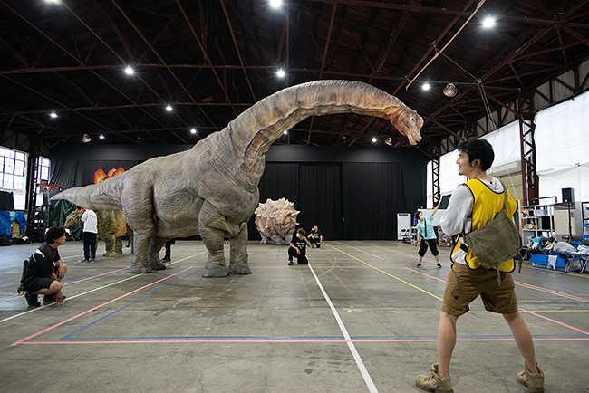 恐竜ライブ「DINO SAFARI GIGANT（ディノサファリ ギガント）」稽古場潜入レポートの写真