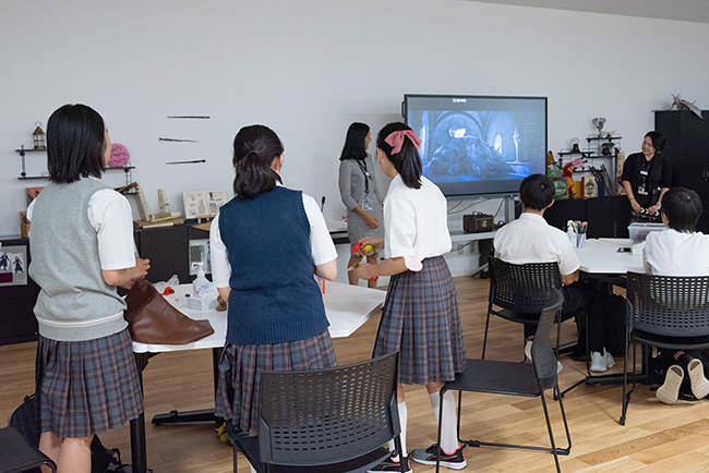 ハリー・ポッター スタジオツアー東京で、2023年9月1日（金）からはじまる映画制作への理解を深める特別授業「エデュケーション・プログラム」のレポート写真
