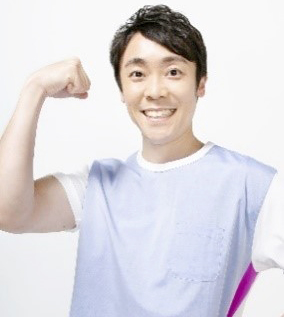 東京健康ウオーク2023、第11代目 体操のおにいさん小林よしひさ氏の写真