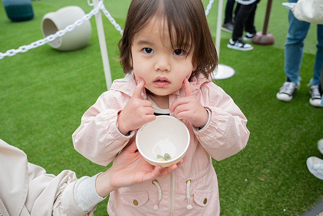 子どもたちが夢中で遊び・学ぶ「AKASAKA あそび！学び！フェスタ」の写真