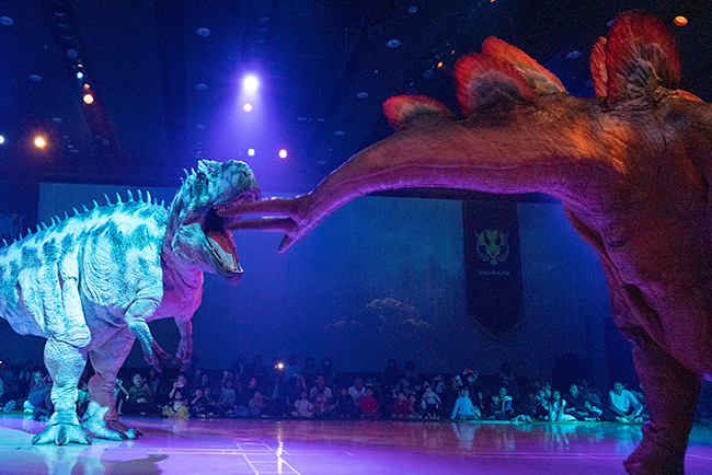 恐竜ライブショー「DINO SAFARI 2024（ディノサファリ2024）」体験レポートの写真