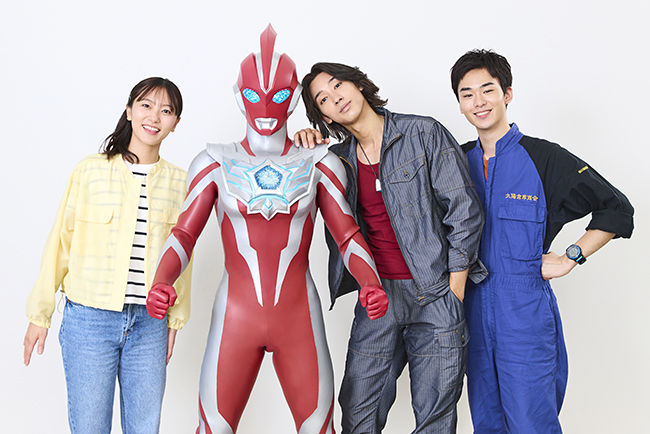 『ウルトラマンオメガ』キャスト 近藤頌利さん、吉田晴登さん、工藤綾乃さん、武居正能監督インタビューの写真