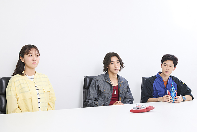 『ウルトラマンオメガ』キャスト 近藤頌利さん、吉田晴登さん、工藤綾乃さん、武居正能監督インタビューの写真