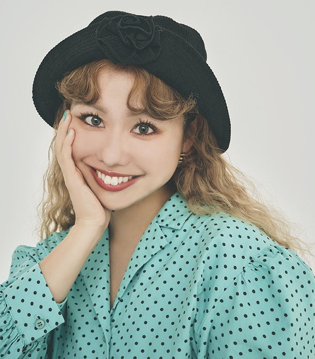 Urban Women 2026(アーバン ウーマン 2026)でトークショーを行うタレントのPecoさん