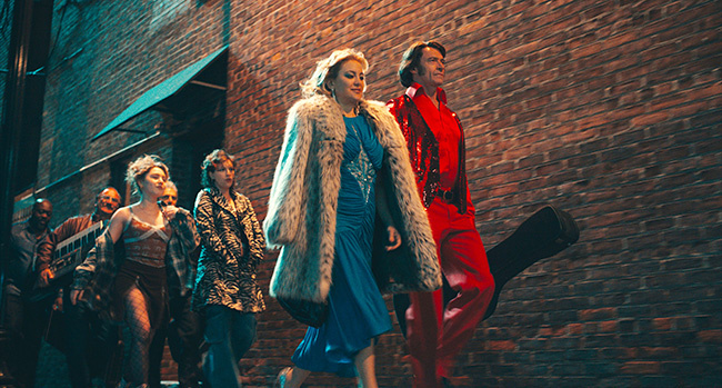 映画『ソング・サング・ブルー（Song Sung Blue）』の画像