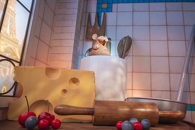 ピクサーの世界展（豊洲会場）の映画『レミーのおいしいレストラン』の部屋