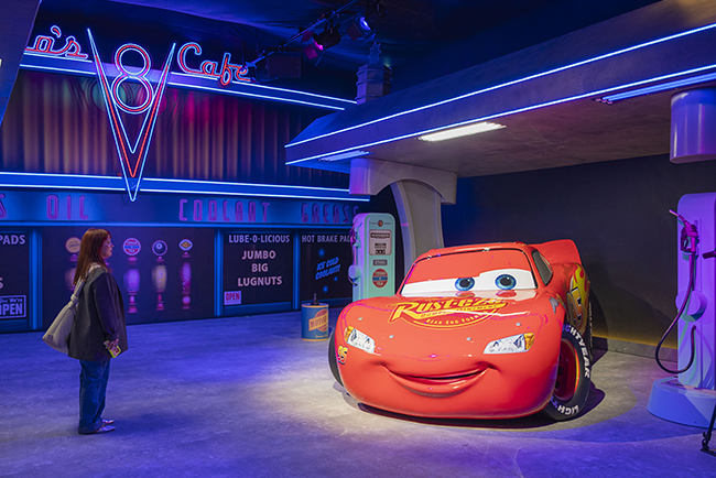 ピクサーの世界展（豊洲会場）の映画『カーズ』の部屋