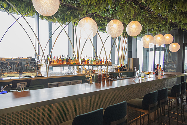 「ホテルメトロポリタン 大井町トラックス」26階にある「ザ トラベラーズハウス ルーフトップバー」