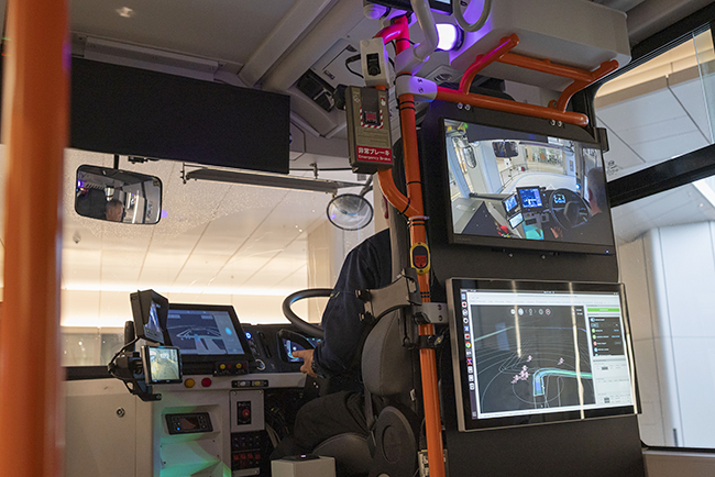 KDDIとJR東日本が期間限定で行なっている、無料で試乗できる自動運転バス