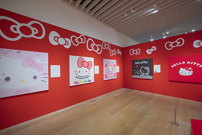 「サンリオ展 FINAL ver. ニッポンのカワイイ文化60年史」の展示物(ハローキティ)