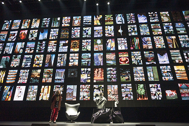 モン タカナワで開催の『マンガローグ：火の鳥』ゲネプロにマンガローガーとして登場した又吉直樹さん