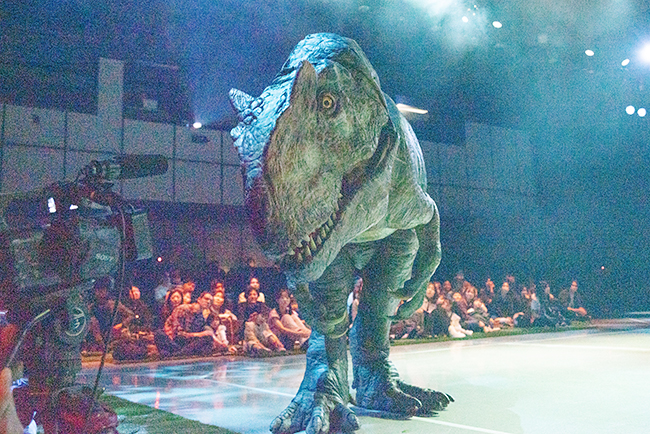 「ディノサファリ 2026（DINO SAFARI 2026）」公開ゲネプロに登場したアロサウルス
